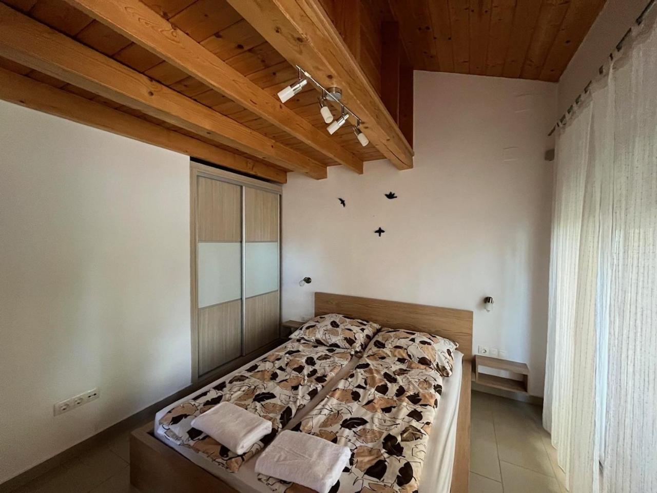 City Apartman Haz Balatonlelle Luaran gambar