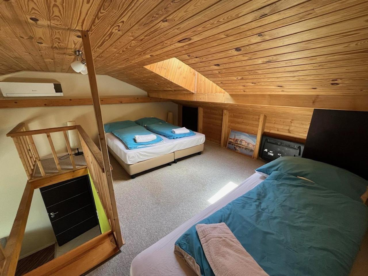City Apartman Haz Balatonlelle Luaran gambar