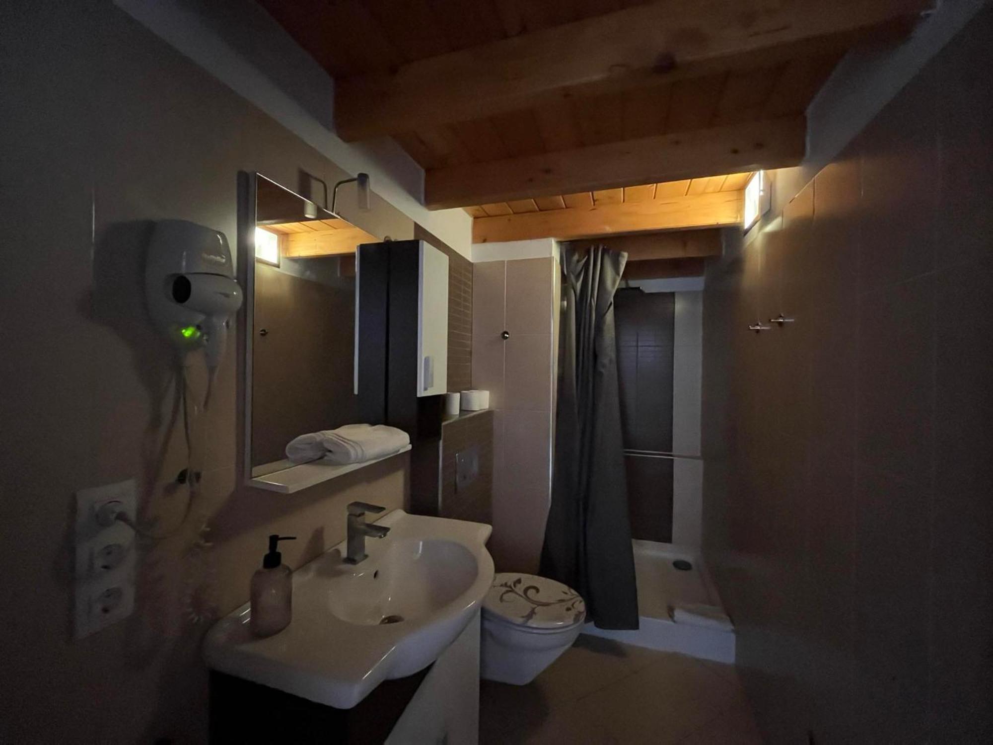 City Apartman Haz Balatonlelle Luaran gambar