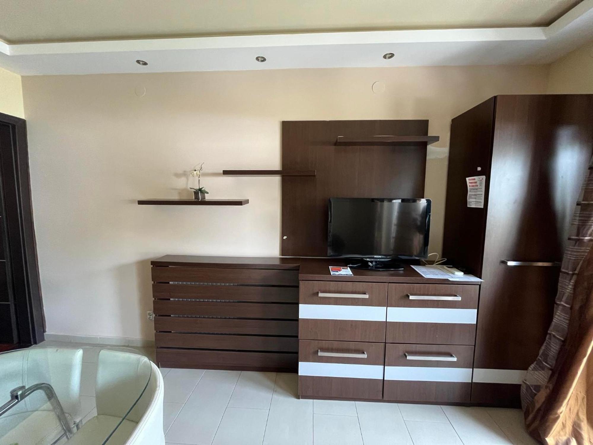 City Apartman Haz Balatonlelle Luaran gambar